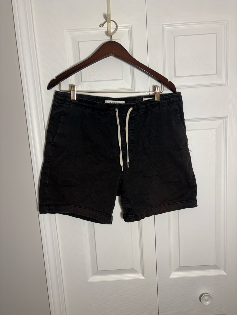 PacSun Black Men’s Drawstring Athletic Shorts